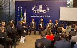 Il Brasile incoraggia gli investimenti