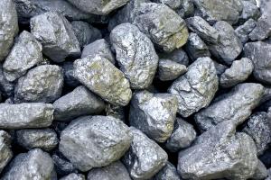 Costante calo della quota di energia prodotta dal carbone