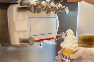 Opportunità nel mercato delle macchine per gelato soft serve in Canada: un potenziale di crescita e innovazione