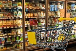 Il fornitore di supermercati britannici Oscar Mayer creerà presto 250 posti di lavoro nel nuovo centro di produzione meat free in Galles